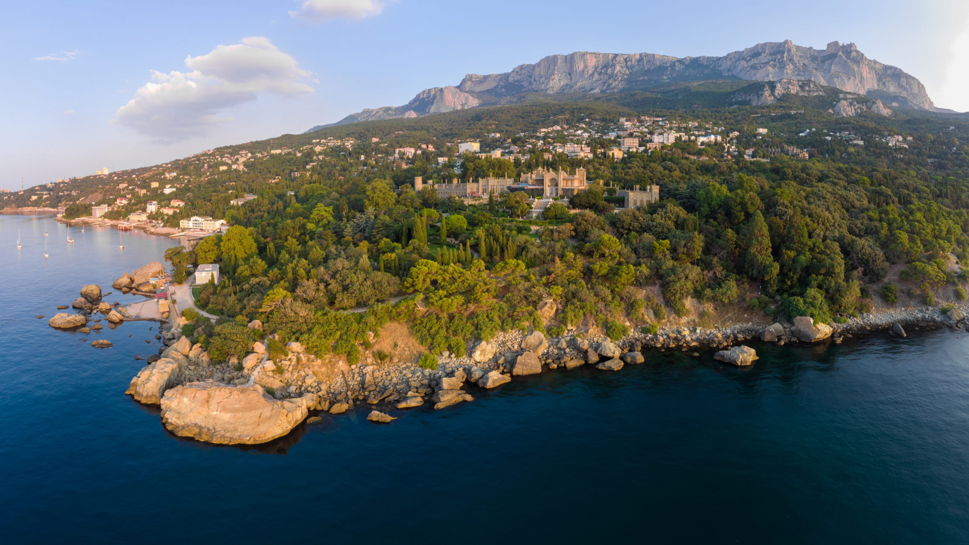 Профессиональная студия создания контента, Фото и видеосъёмка в Крыму